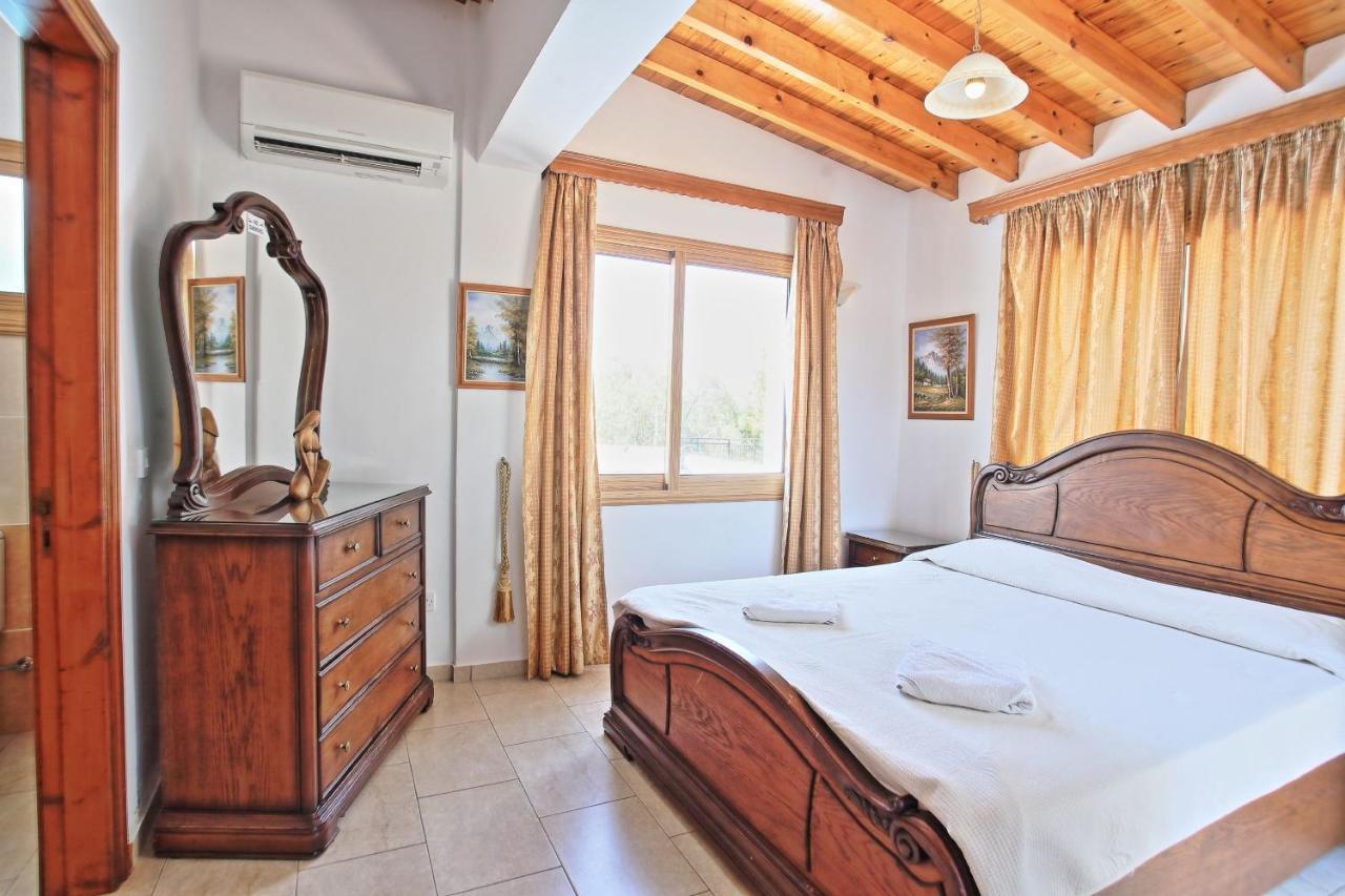 Marilena Sunset Villa 2 Agia Marina  Dış mekan fotoğraf